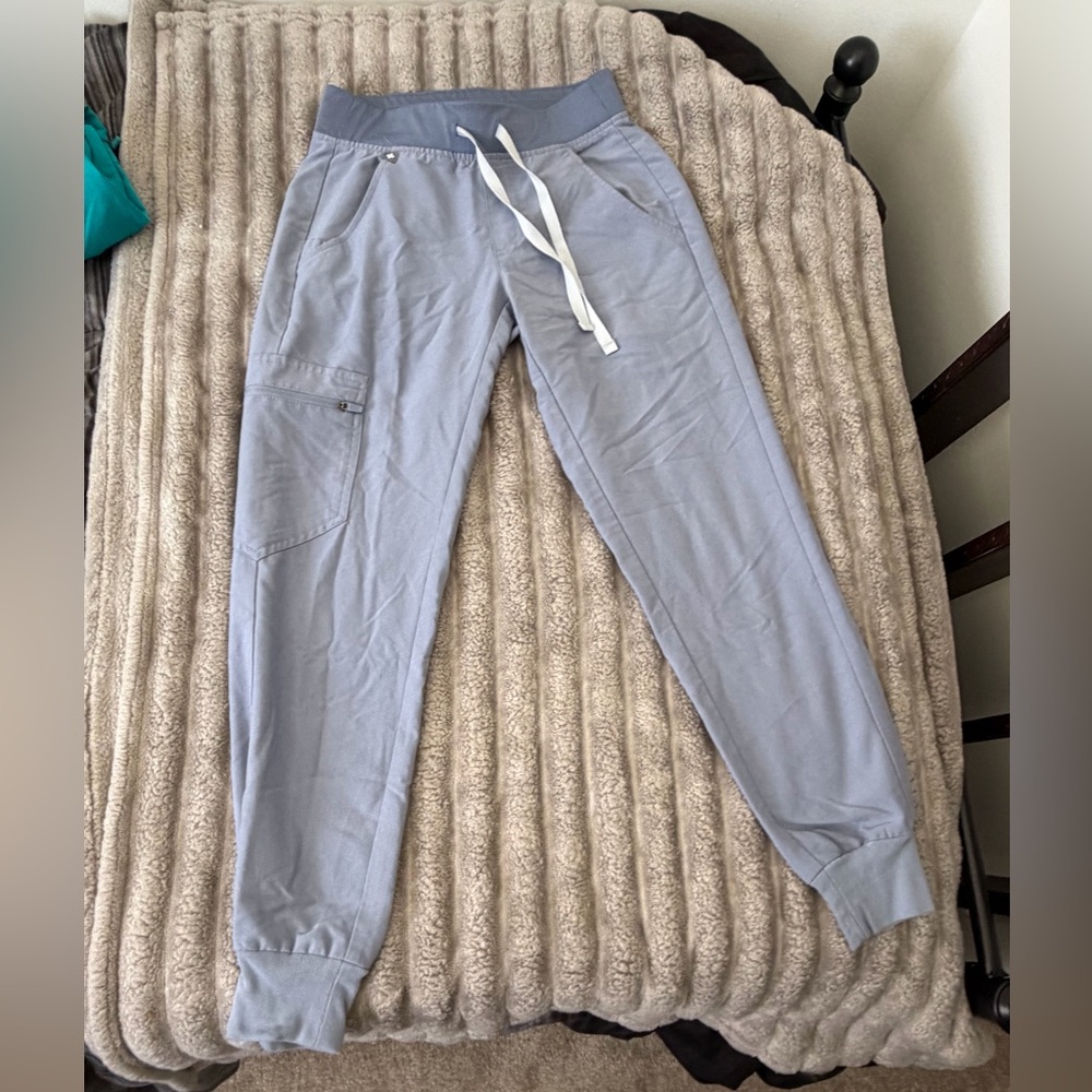 Vapor blue zamora figs scrub pants